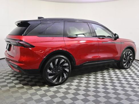 New 2026 Lincoln Nautilus Reserve w/ Jet Appearance Package image 7