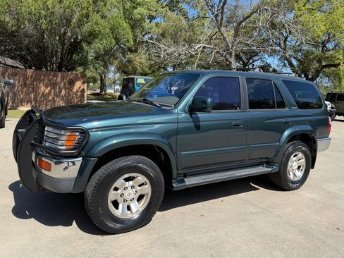 Used 1997 Toyota 4Runner Limited image 3