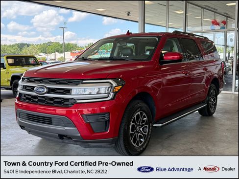 Used 2022 Ford Expedition Max XLT AWD/4WD image 1