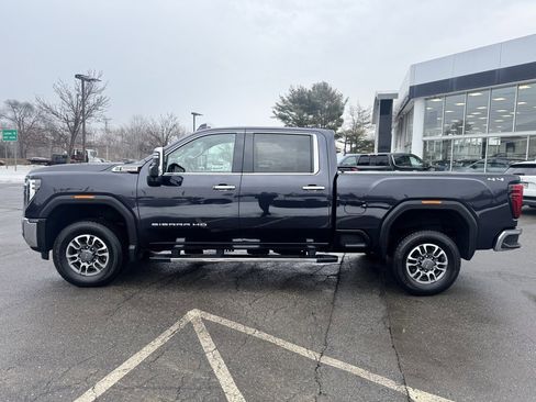 Used 2025 GMC Sierra 2500 SLT w/ SLT Convenience Package image 2