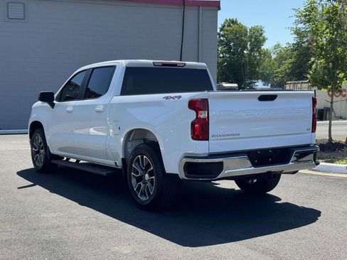 Used 2023 Chevrolet Silverado 1500 LT AWD/4WD image 23