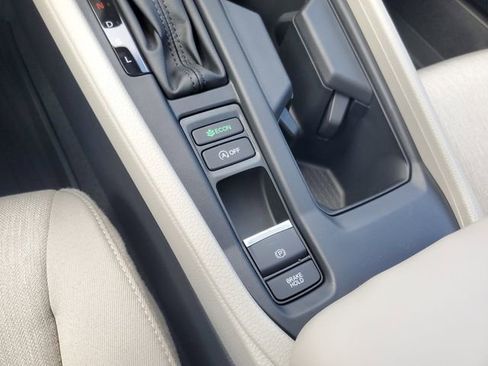 New 2025 Honda Accord SE image 24