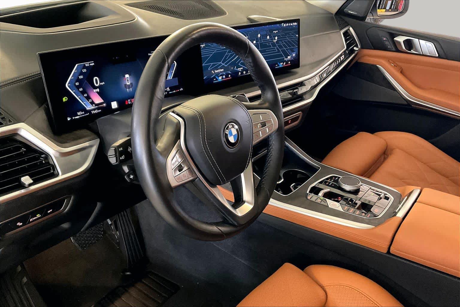 Used 2026 BMW X7 xDrive40i AWD/4WD image 16
