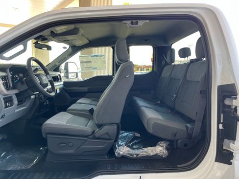 New 2026 Ford F250 XLT AWD/4WD image 9