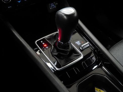 Used 2023 Jeep Compass Limited image 39