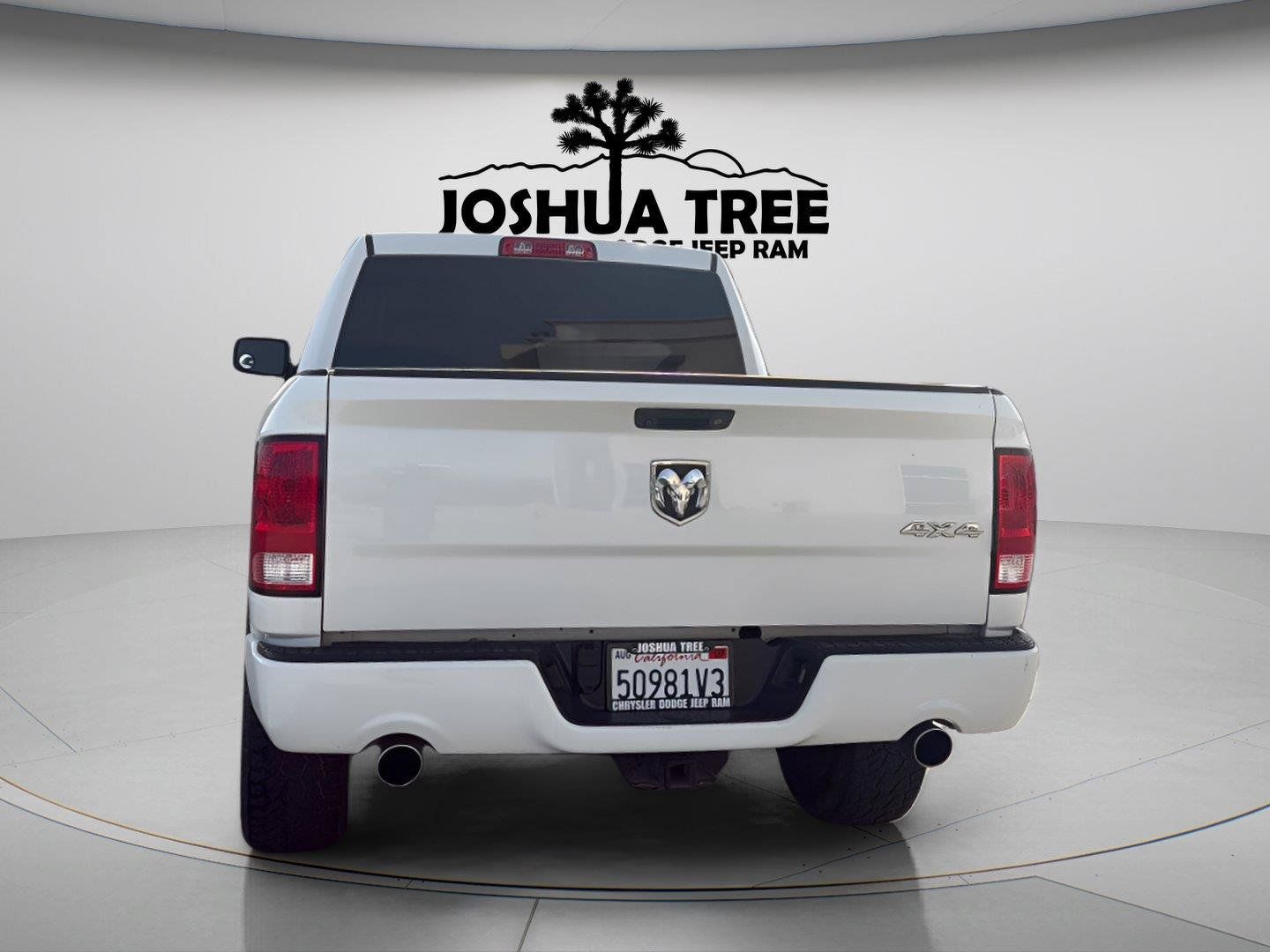 Used 2018 RAM 1500 Express w/ Express Value Package AWD/4WD image 10