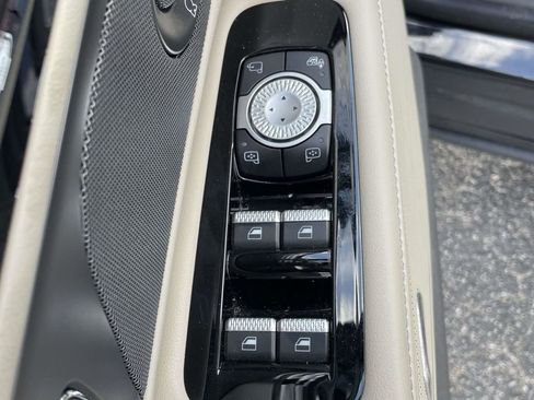 Used 2024 Lincoln Nautilus Reserve w/ Equipment Group 202A image 16