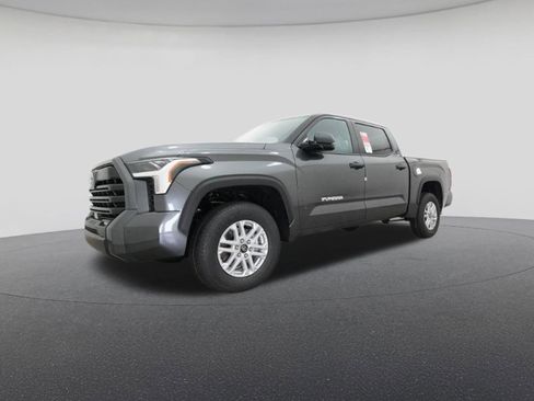 New 2025 Toyota Tundra SR5 AWD/4WD image 17