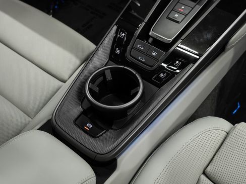 Used 2024 Porsche 911 Carrera 4S image 27