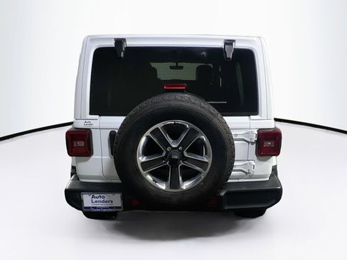 Used 2021 Jeep Wrangler Unlimited Sahara AWD/4WD image 6