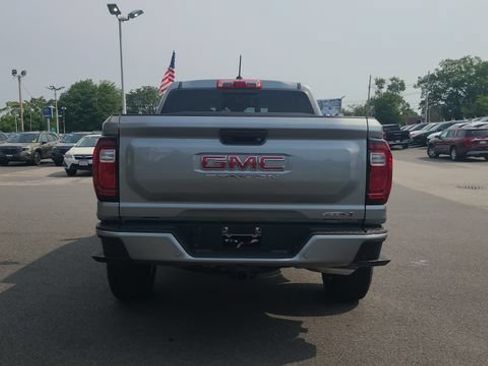New 2026 GMC Canyon AT4 AWD/4WD image 6