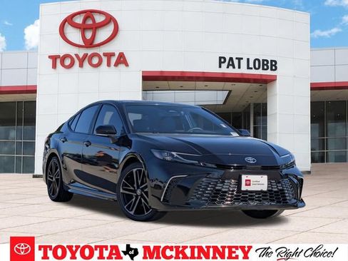 Certified 2025 Toyota Camry XSE FWD image 1