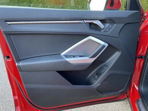 Certified 2023 Audi Q3 2.0T Premium w/ Convenience Package image 24