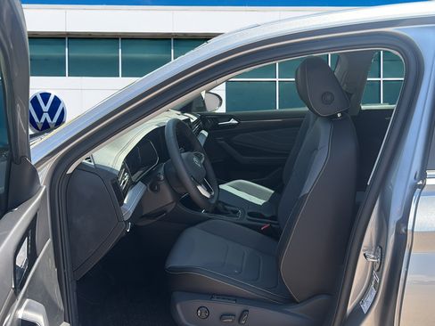 New 2026 Volkswagen Jetta SEL FWD image 17