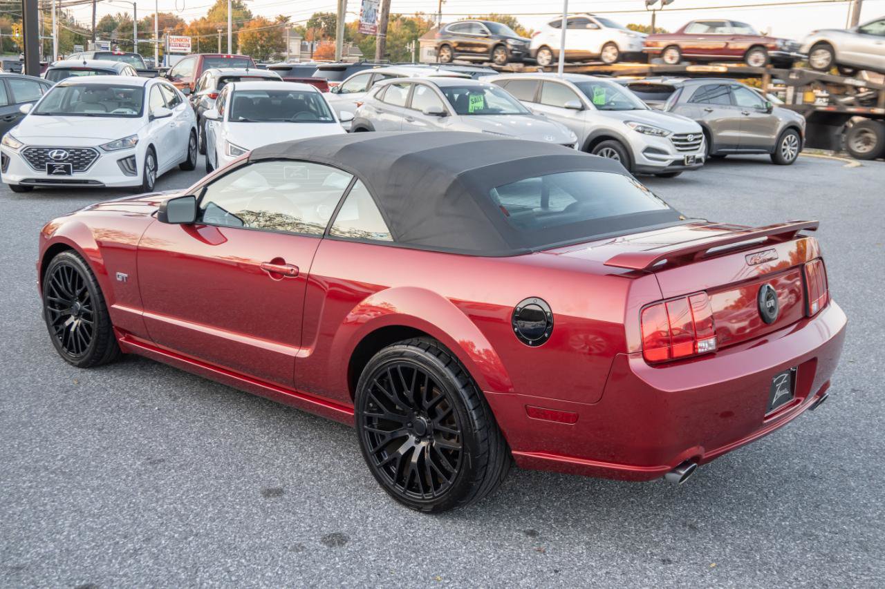 Used 2006 Ford Mustang GT Premium RWD image 40
