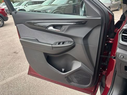 Used 2025 Chevrolet TrailBlazer LT image 20