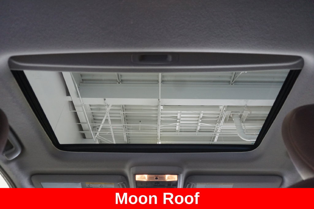 Used 2023 Toyota 4Runner Limited AWD/4WD image 9