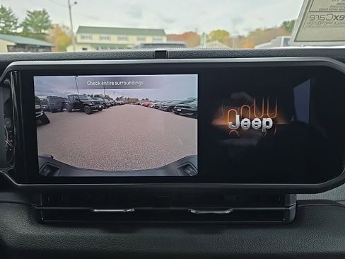 New 2026 Jeep Gladiator Sport image 28