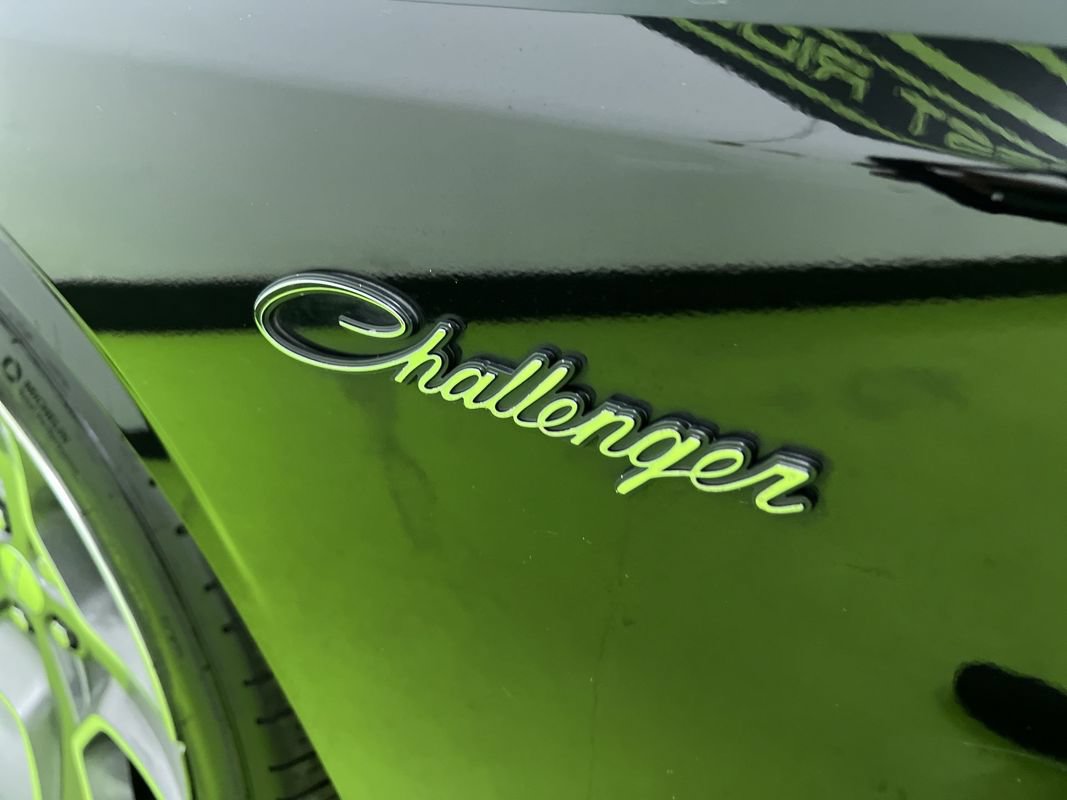 Used 2012 Dodge Challenger R/T RWD image 14