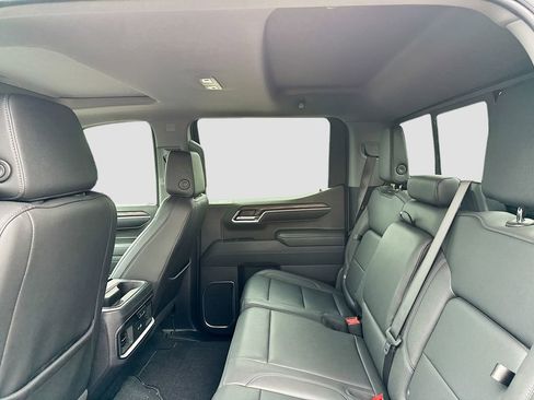 Used 2024 GMC Sierra 1500 SLT RWD image 23