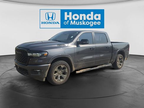 Used 2025 RAM 1500 Big Horn AWD/4WD image 1