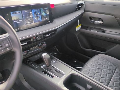 New 2026 Nissan Kicks SV FWD image 21
