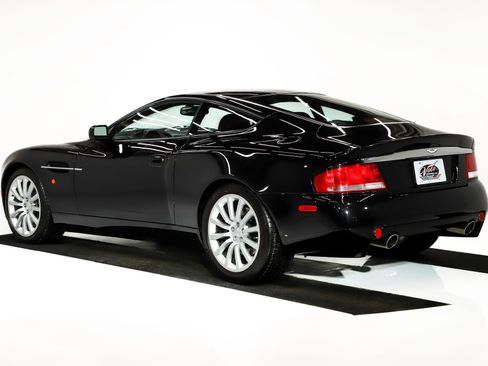 Used 2003 Aston Martin Vanquish image 5