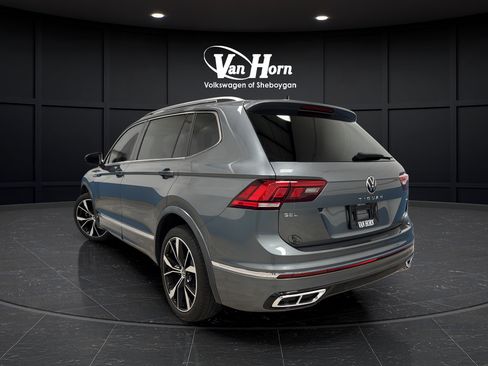 Used 2023 Volkswagen Tiguan SEL R-Line AWD/4WD image 5