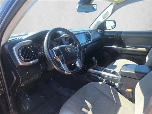Certified 2022 Toyota Tacoma SR5 RWD image 9