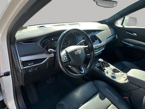 Used 2019 Cadillac XT4 Premium Luxury w/ Enhanced Visibility Package image 26