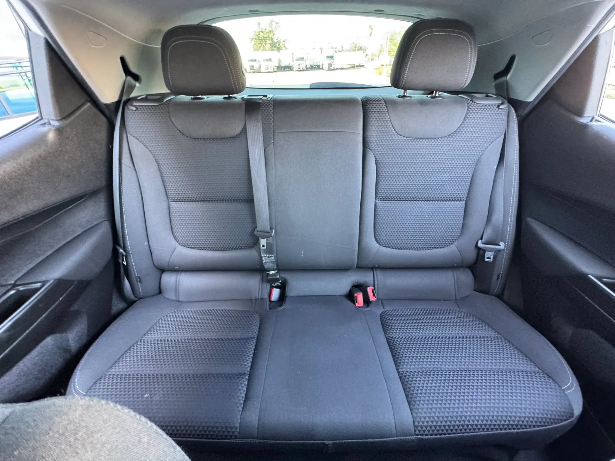 Used 2023 Chevrolet Bolt LT FWD image 4