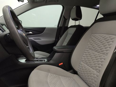 Used 2021 Chevrolet Equinox LS w/ LS Convenience Package FWD image 17