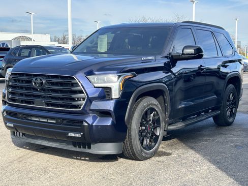 Used 2024 Toyota Sequoia Limited image 3