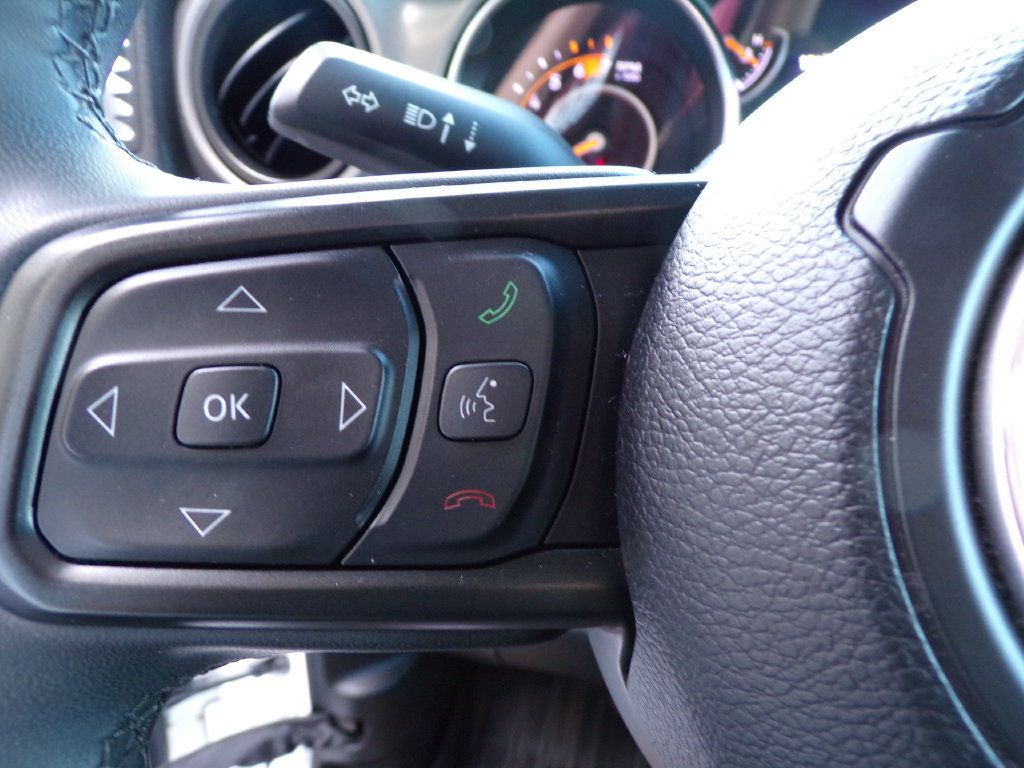 Used 2023 Jeep Wrangler Unlimited Sport AWD/4WD image 20