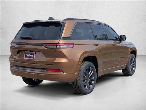 New 2026 Jeep Grand Cherokee Limited AWD/4WD image 2