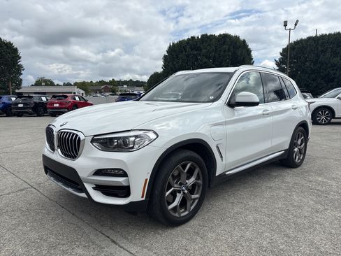 Used 2021 BMW X3 xDrive30e w/ Convenience Package AWD/4WD image 4