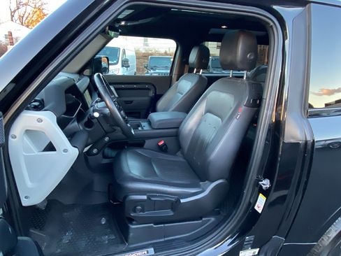 Used 2021 Land Rover Defender 90 X-Dynamic S image 16