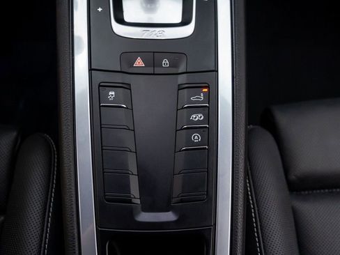 Certified 2024 Porsche 718 Cayman image 26