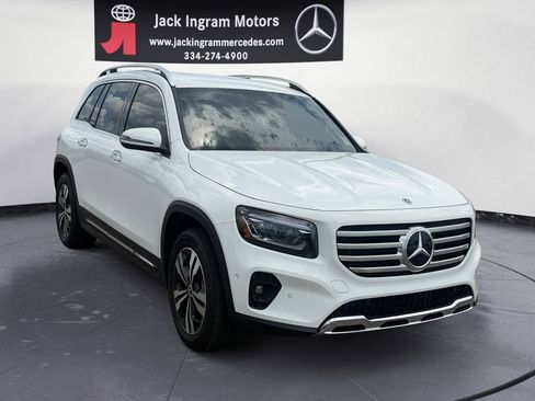 Certified 2025 Mercedes-Benz GLB 250 image 7