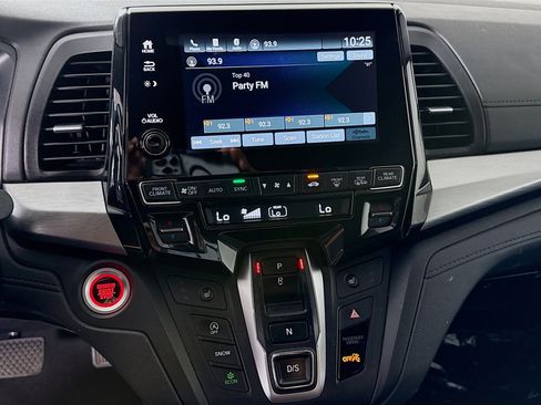 Used 2023 Honda Odyssey EX-L image 18