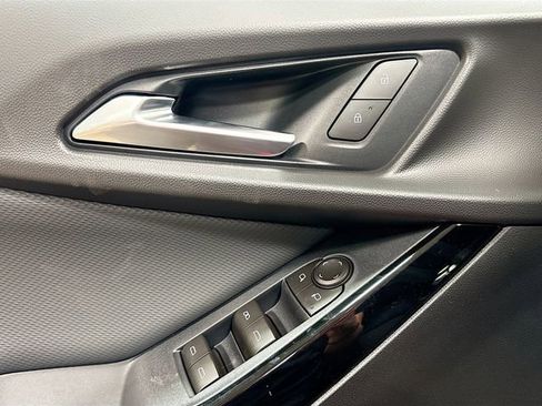 New 2026 Chevrolet Equinox LT w/ Safety and Technology Package FWD image 21
