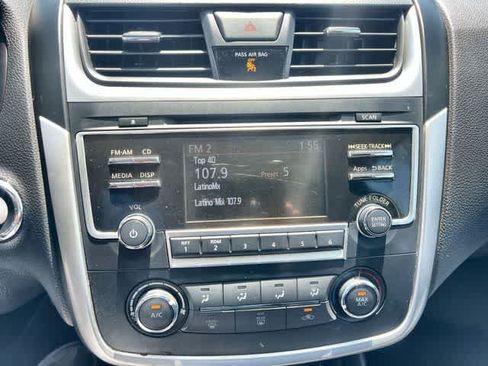 Used 2016 Nissan Altima 2.5 S w/ Power Driver Seat Package FWD image 18