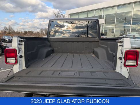 Used 2023 Jeep Gladiator Rubicon image 36