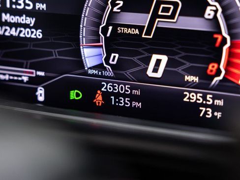 Used 2021 Lamborghini Urus AWD/4WD image 41