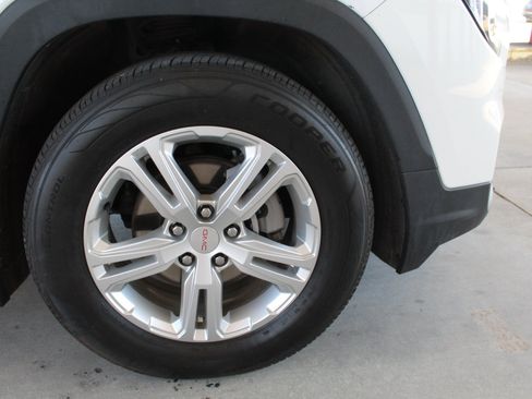 Used 2022 GMC Terrain SLE FWD image 51