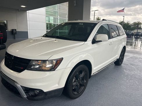 Used 2016 Dodge Journey Crossroad FWD image 1