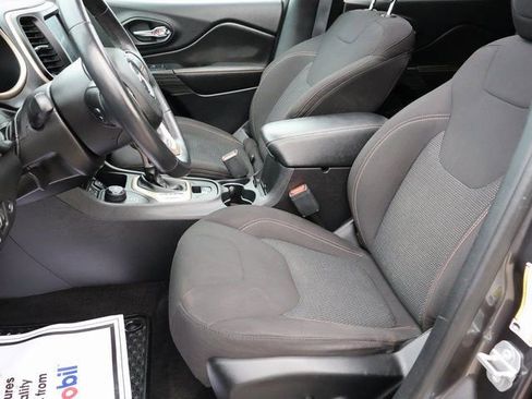 Used 2017 Jeep Cherokee 75th Anniversary image 43