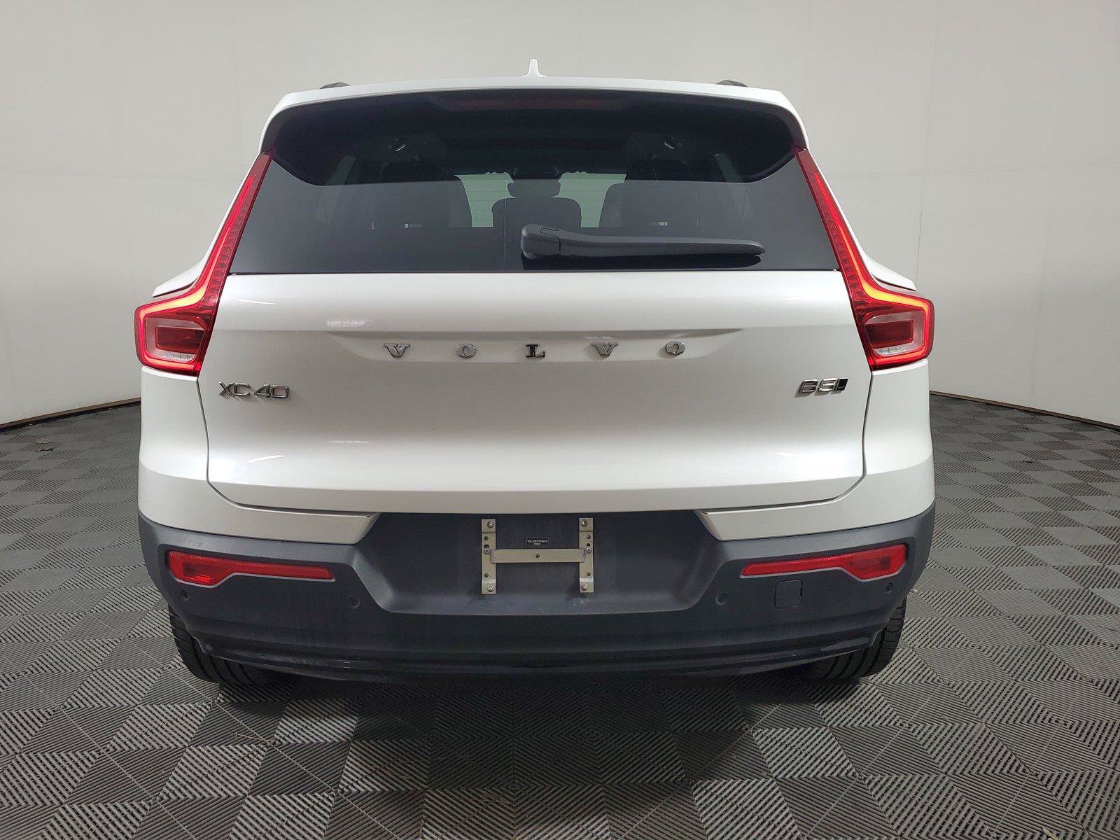 Used 2026 Volvo XC40 B5 Plus AWD/4WD image 5