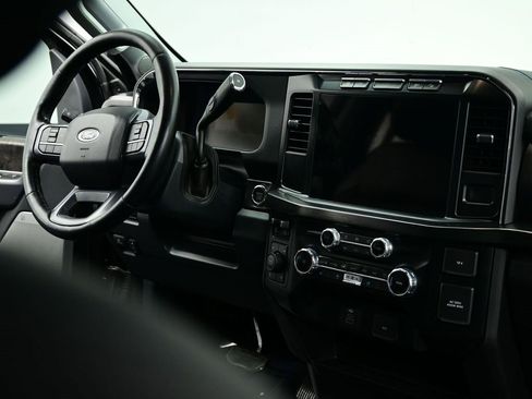 Used 2023 Ford F250 Lariat w/ Sport Appearance Package image 35