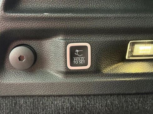 Used 2022 Jeep Grand Cherokee L Overland image 8